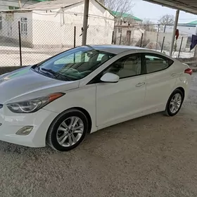 Hyundai Elantra 2012