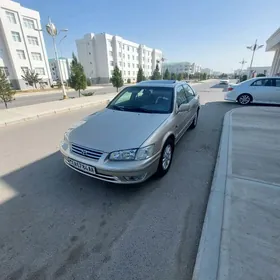 Toyota Camry 2000