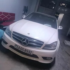 Mercedes-Benz C350 2008