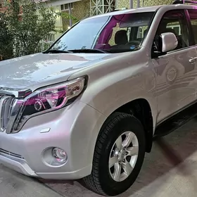 Toyota Land Cruiser Prado 2014