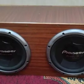 PIONEER сабвуфер + усилитель б/у
