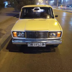Lada 2107 1985
