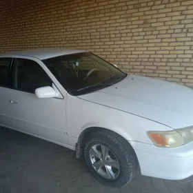 Toyota Camry 1998