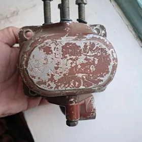 Трактор Энша,10 Левы