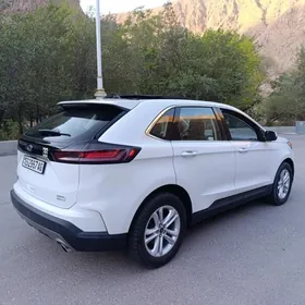 Ford Edge 2021