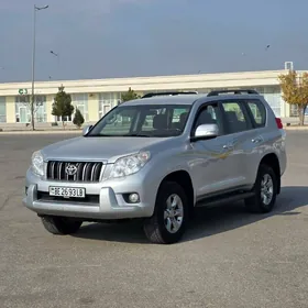Toyota Land Cruiser Prado 2013