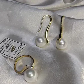 Золотой комплект жемчуг