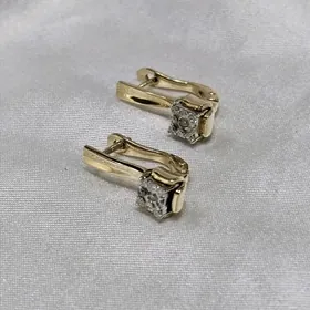 Золотые серьги Ереван