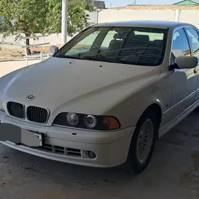 BMW E39 2003