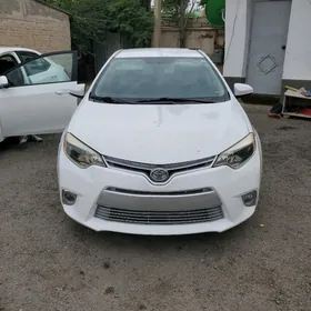 Toyota Corolla 2015