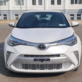 Toyota C-HR 2021