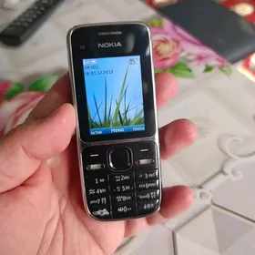 Nokia C2