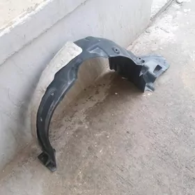 Toýota korolla podkrylnyk