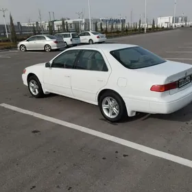 Toyota Camry 2000