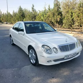 Mercedes-Benz E320 2003