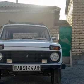 Lada Niva 1987