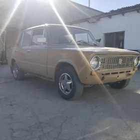 Lada 2104 1986