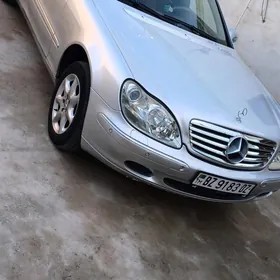 Mercedes-Benz C-Class 2002