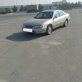 Toyota Camry 2000