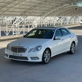 Mercedes-Benz E300 2010