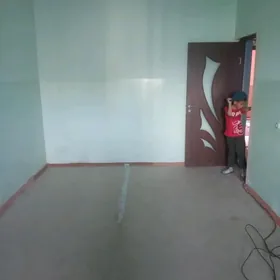 Buzmeýin gres etaž jaý