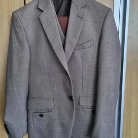 Caga kostyum, troyka