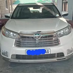 Toyota Highlander 2016