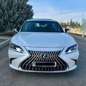 Lexus ES 350 2019