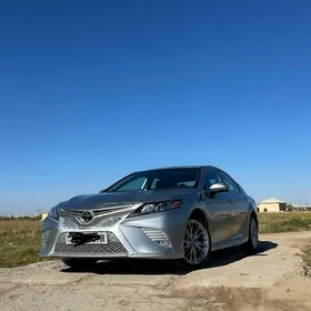 Toyota Camry 2020