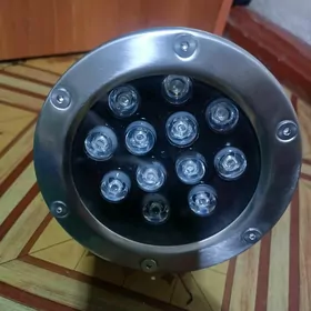 Fontan basseýn RGB Çyra