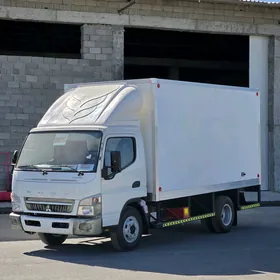 Mitsubishi Canter 2025