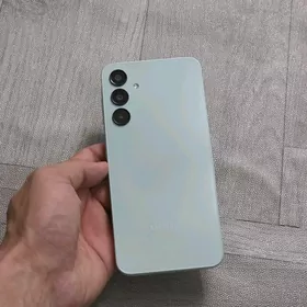 Samsung A16. 8/128. wetnam