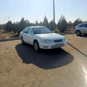 Toyota Camry 2000