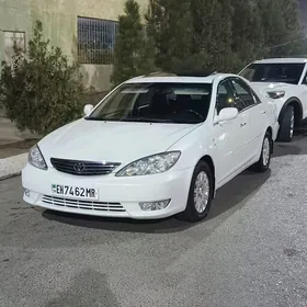 Toyota Camry 2005
