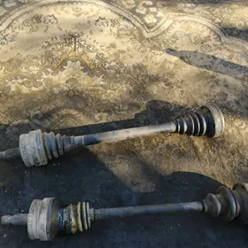 mersedes granat yzky