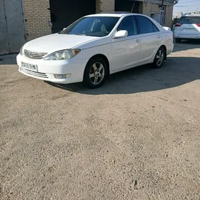 Toyota Camry 2004