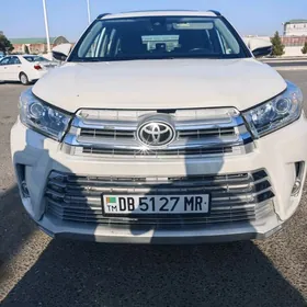 Toyota Highlander 2017