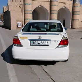 Toyota Camry 2005