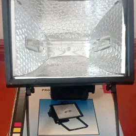 Projektor, прожектор