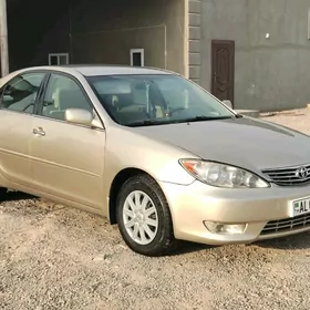 Toyota Camry 2004