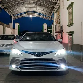 Toyota Camry 2022