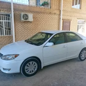 Toyota Camry 2005
