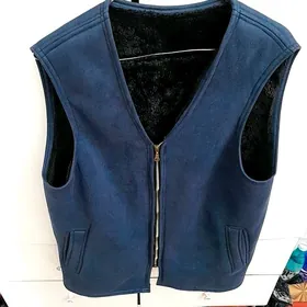 ýeñsiz deri xl  arassa geýlen