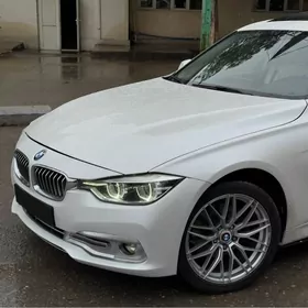 BMW F30 2017