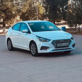 Hyundai Accent 2021