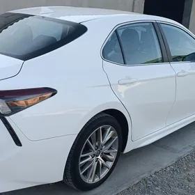 Toyota Camry 2022