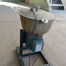 Däne döwyän drobilka