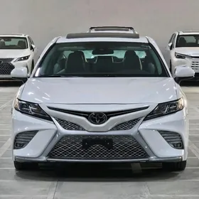 Toyota Camry 2020