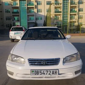 Toyota Camry 1997