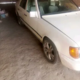 Mercedes-Benz 230E 1994